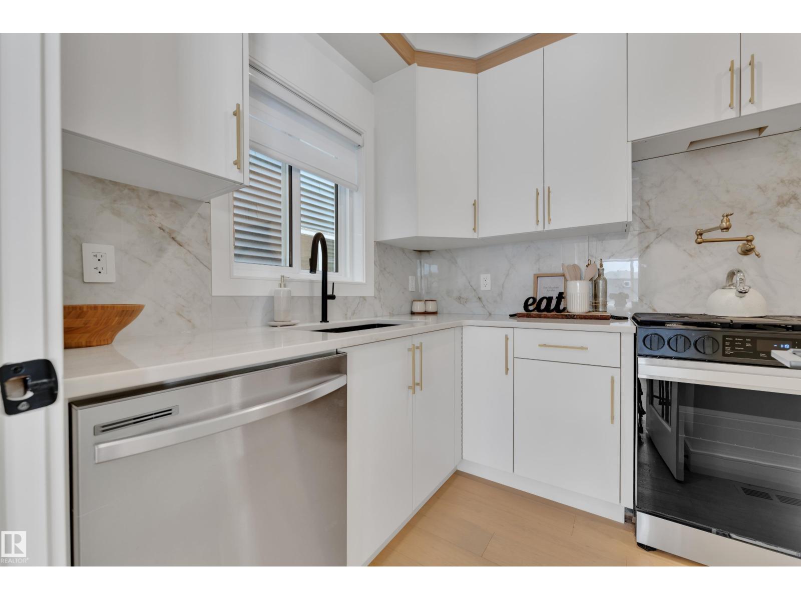 8922 Mayday WY SW - 24