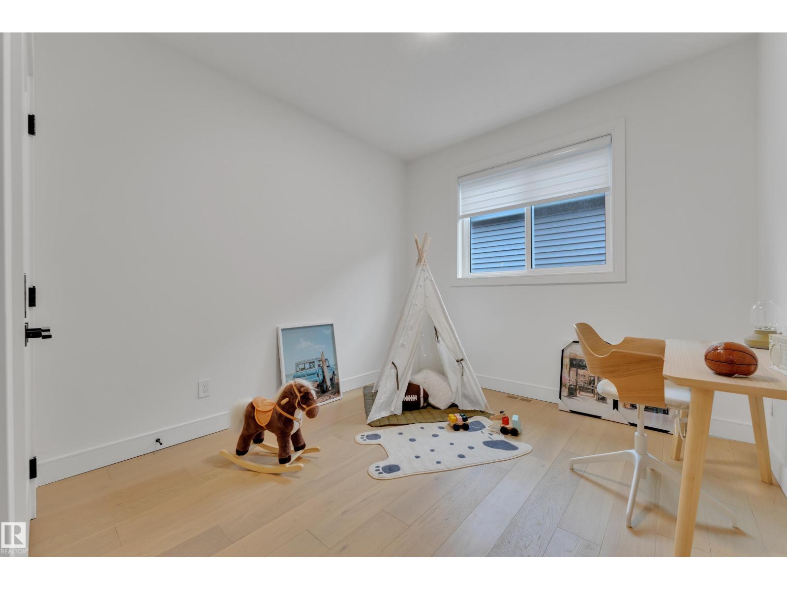 8922 Mayday WY SW - 40