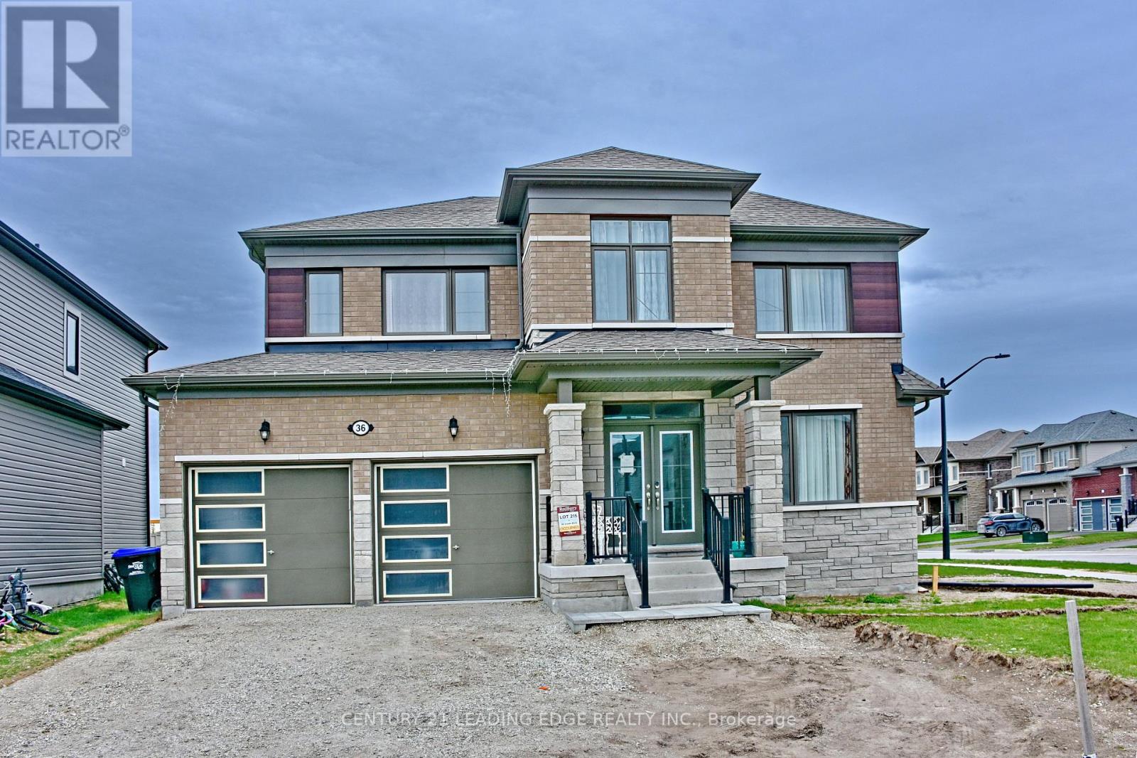 36 UNION BOULEVARD - Image 2