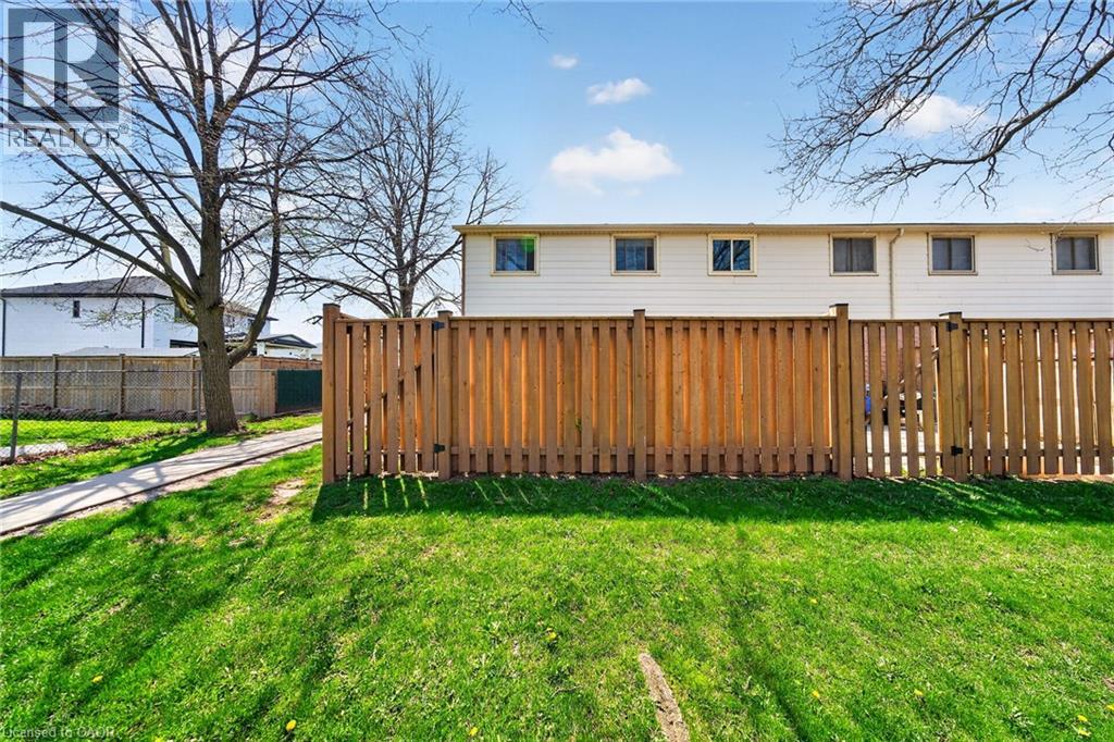 150 GATESHEAD Crescent Unit# 123, Hamilton, Ontario, L8G4A7 — Photo 38
