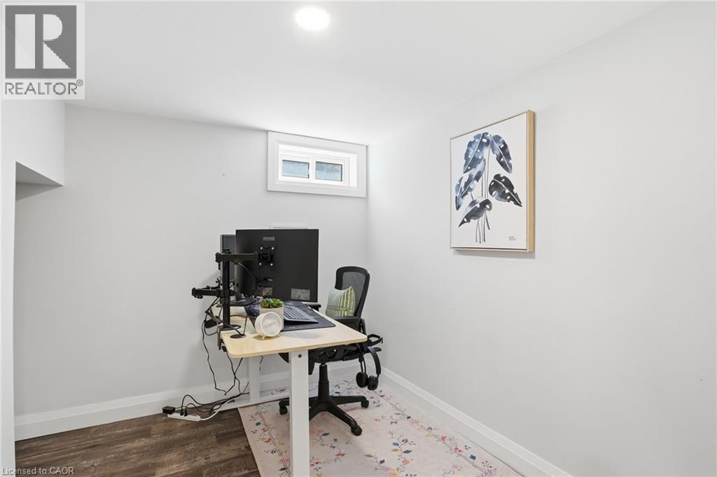 84 PLEASANT Avenue, Dundas, Ontario, L9H3T4 — Photo 28
