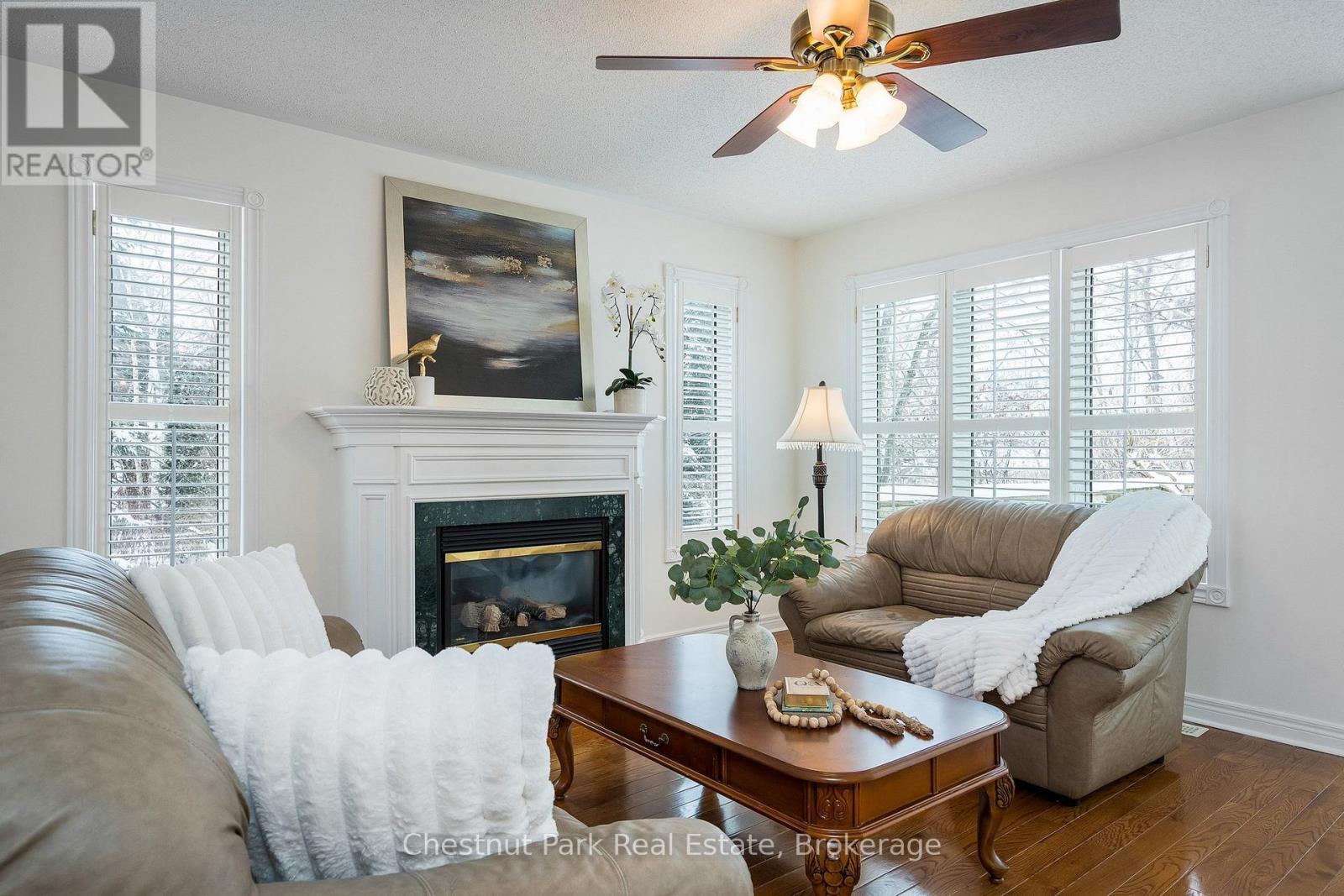 16 GREEN PINE CRESCENT - 15