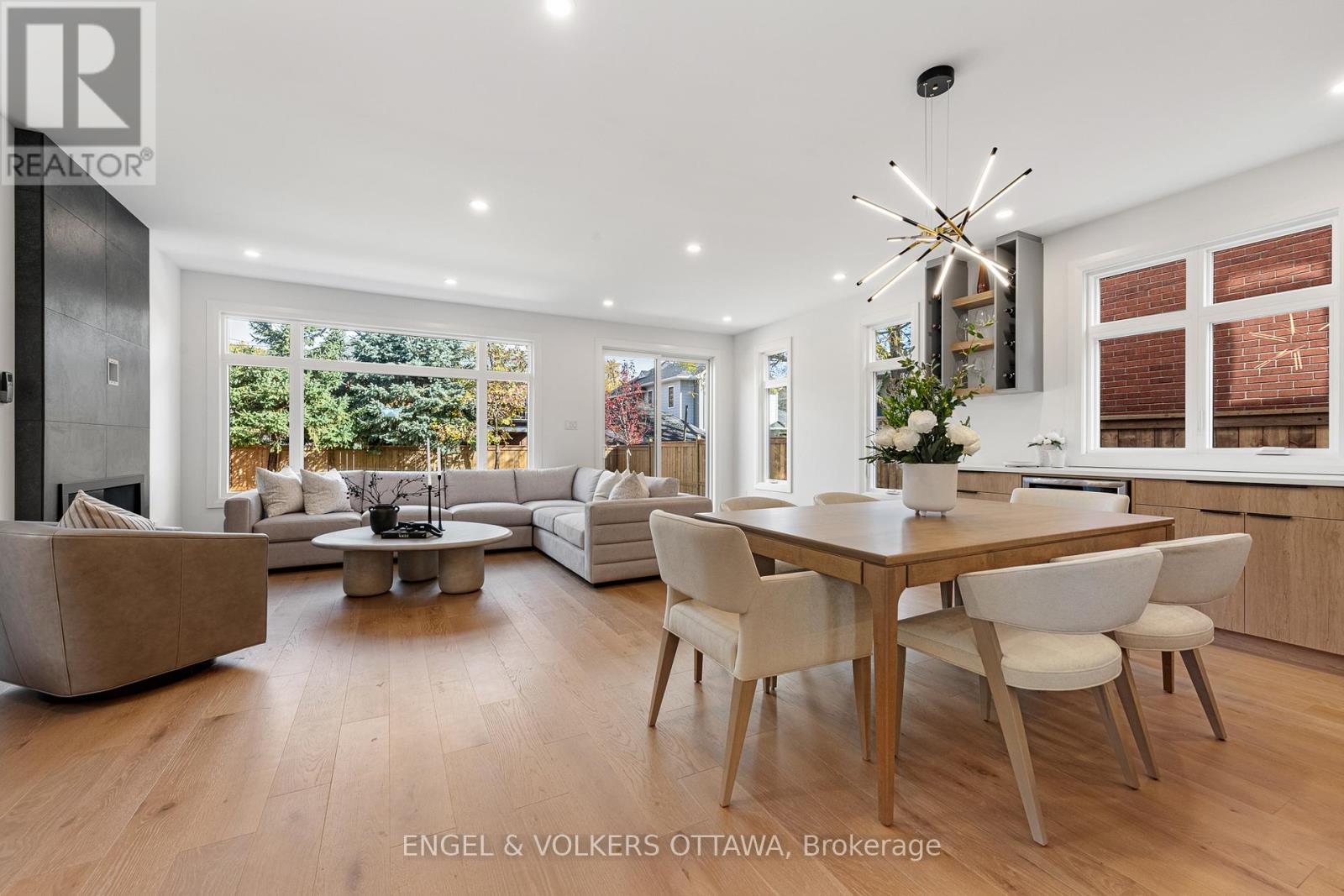 493 HIGHCROFT AVENUE - 11