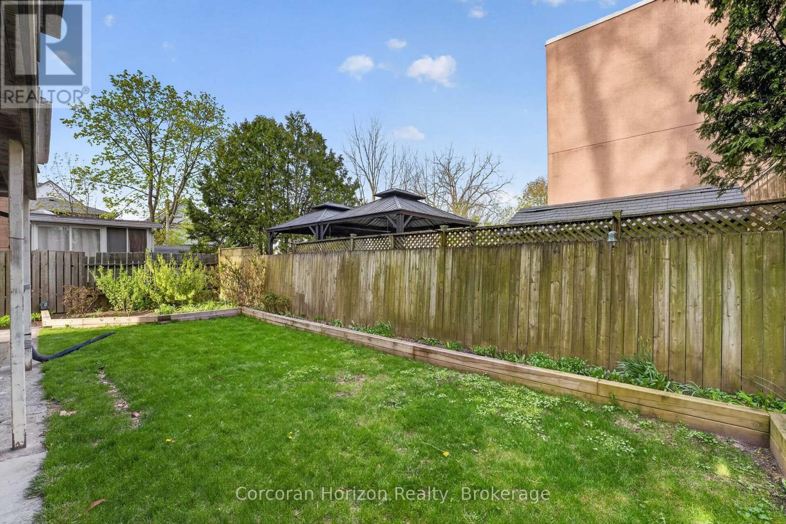 5270 SECOND AVENUE - 27