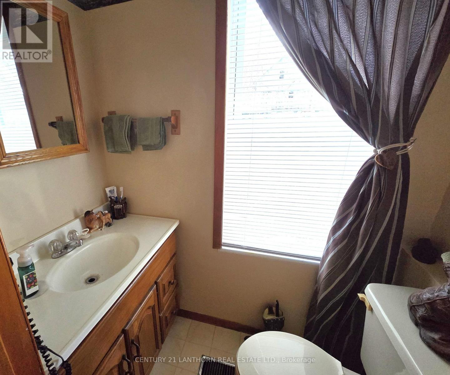 175 HALL SETTLEMENT ROAD