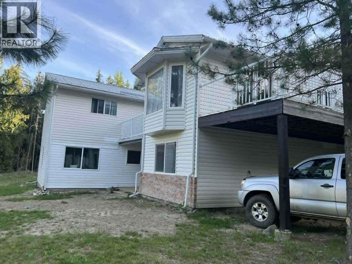 1325 Lakeview Arrow Creek Road, Creston