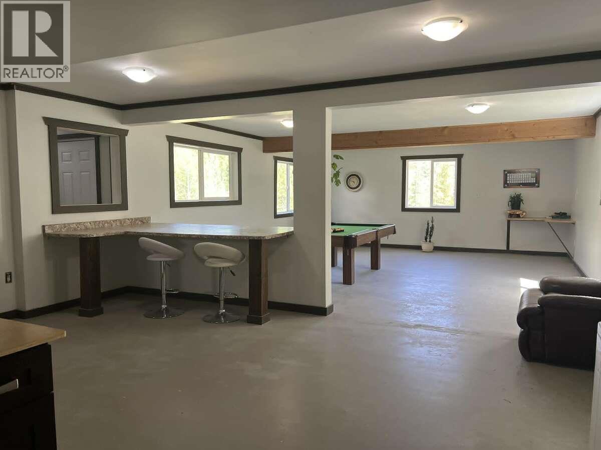1325 Lakeview Arrow Creek Road, Creston