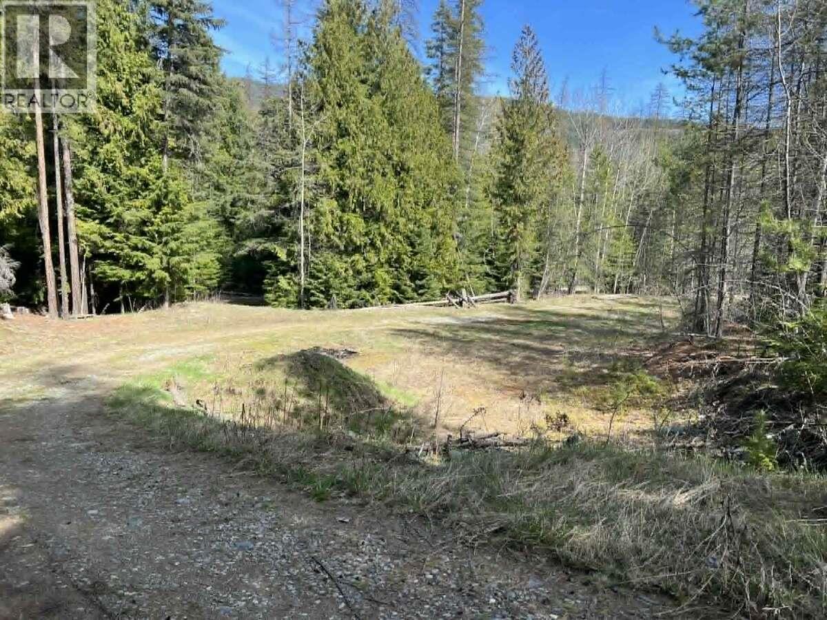 1325 Lakeview Arrow Creek Road, Creston