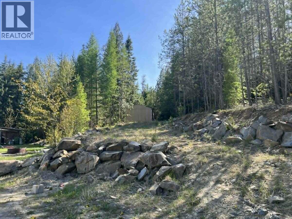 1325 Lakeview Arrow Creek Road, Creston