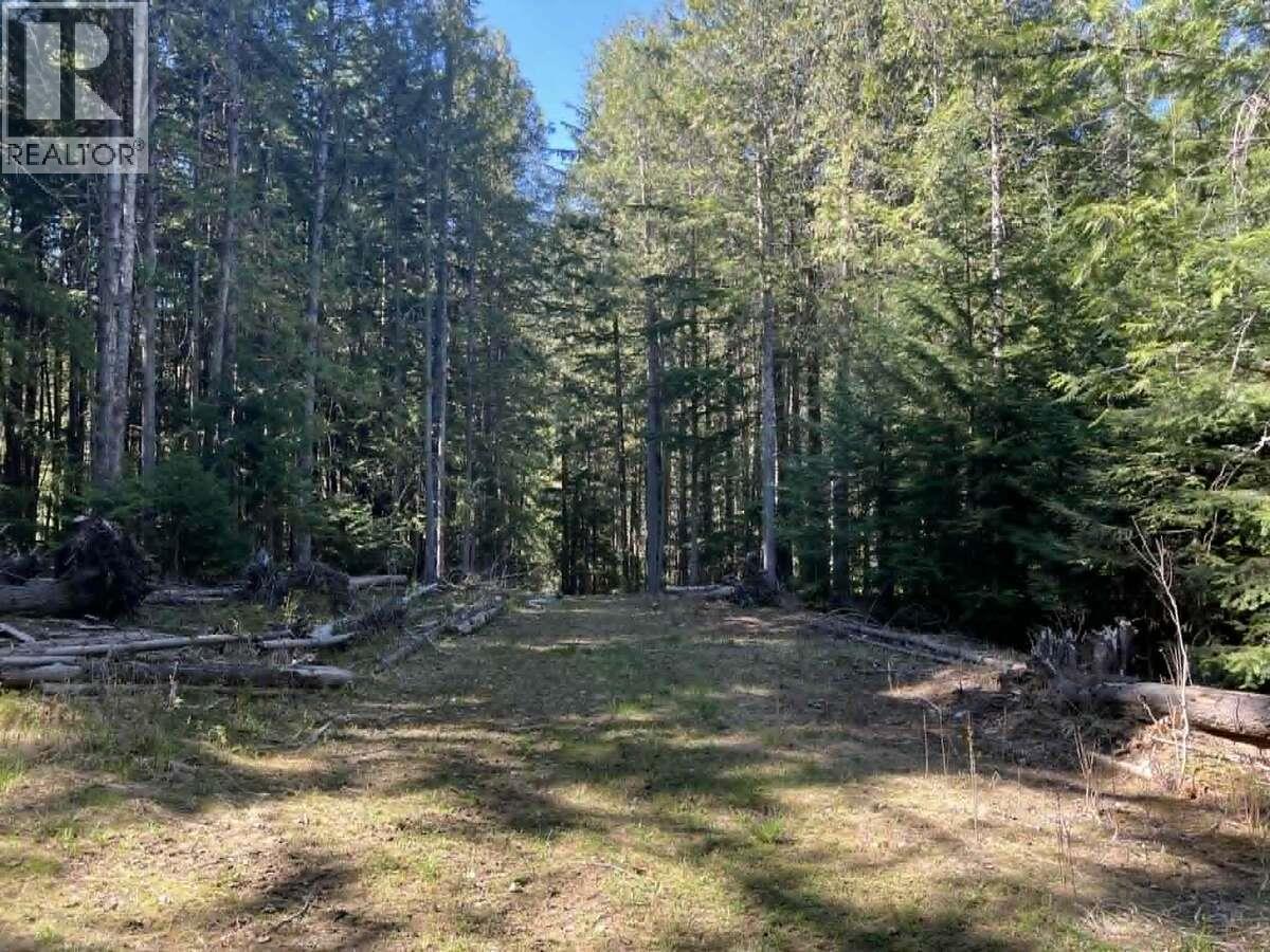 1325 Lakeview Arrow Creek Road, Creston