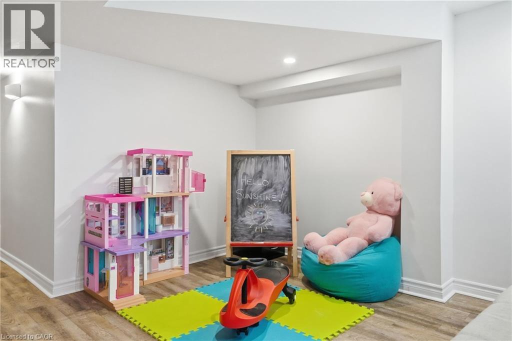 533 WOODBURN Road - 23