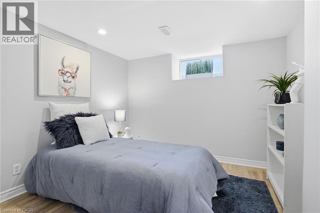 533 WOODBURN Road - 26