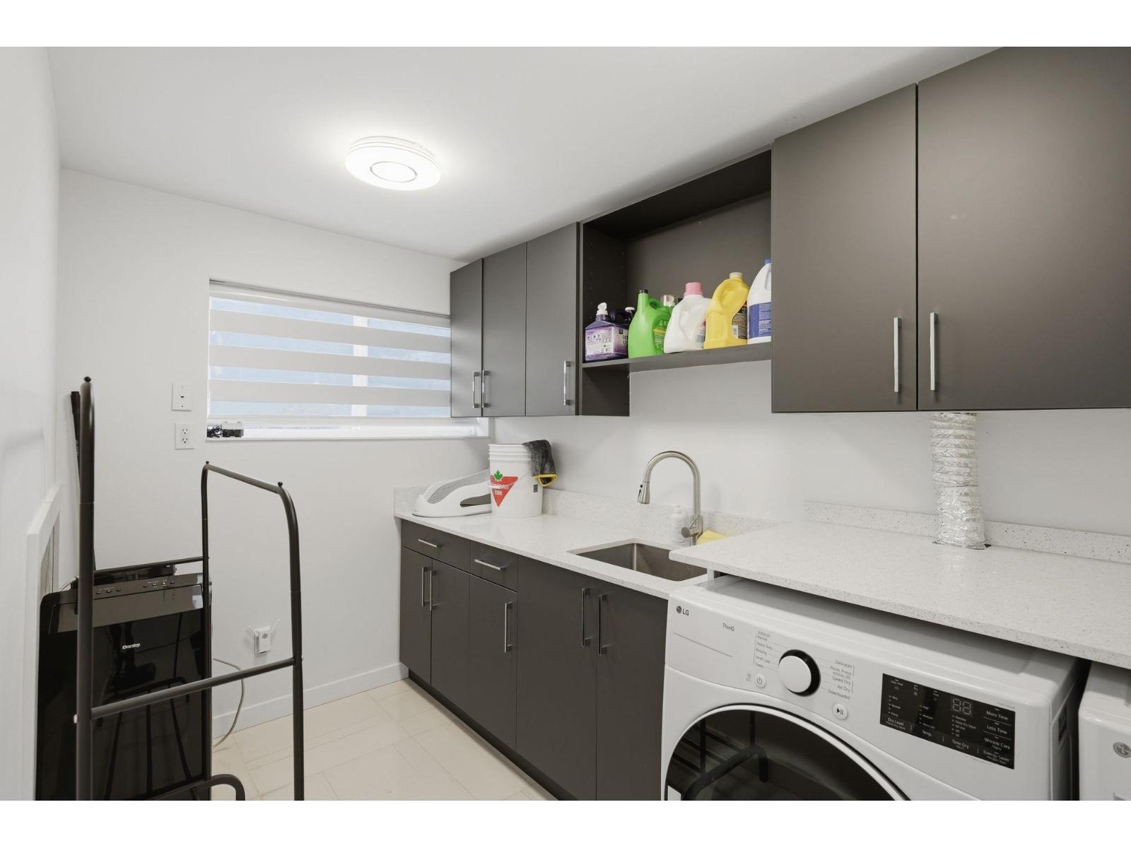 7096 BREWSTER Drive East East, Delta