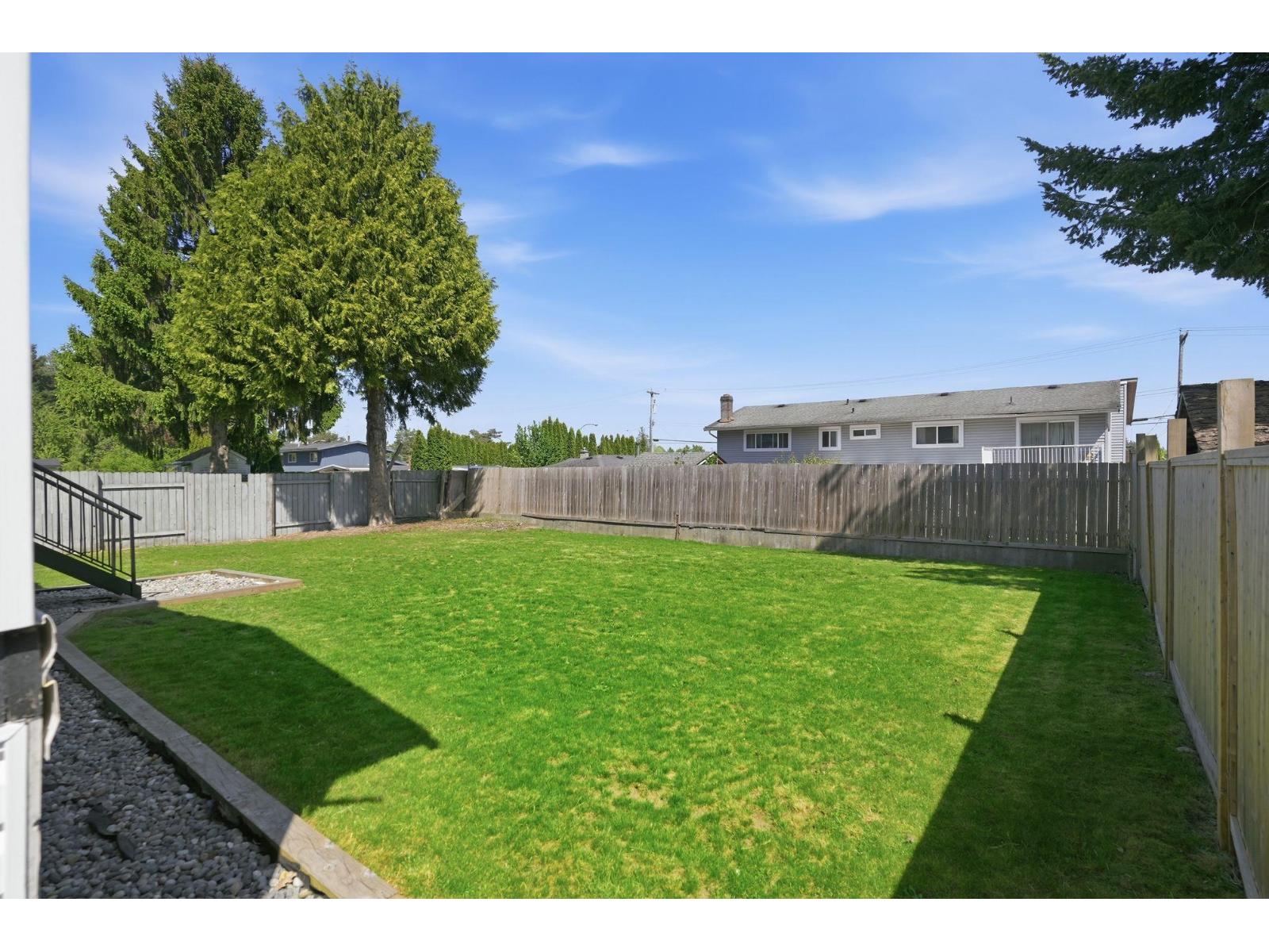 7096 BREWSTER Drive East East, Delta