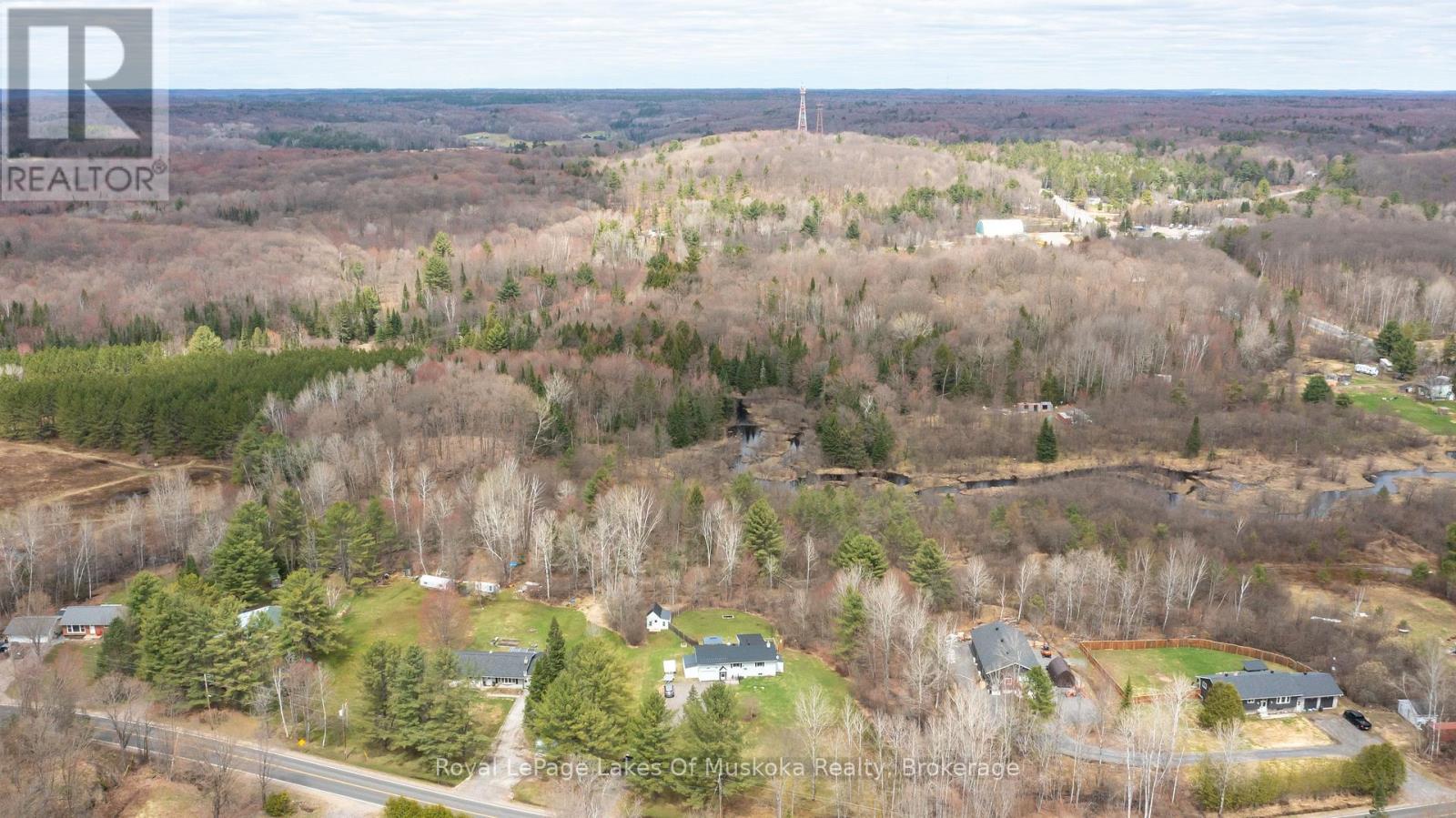 1040 WINDERMERE ROAD - 33