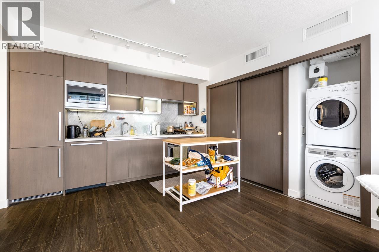 1 Bed, 1 Bath House for Sale in Vancouver – 1517 68 SMITHE STREET, Vancouver - Image 9