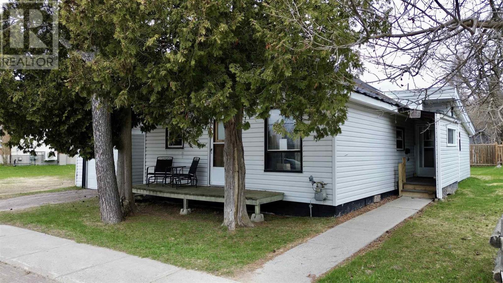 66 HUDSON ST, Blind River, Ontario, P0R1C0 — Photo 3