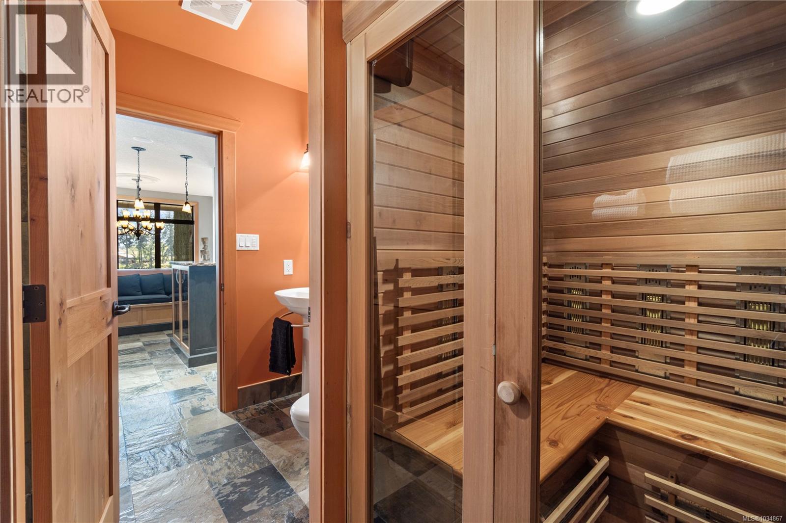 211 Ferntree Pl - 23