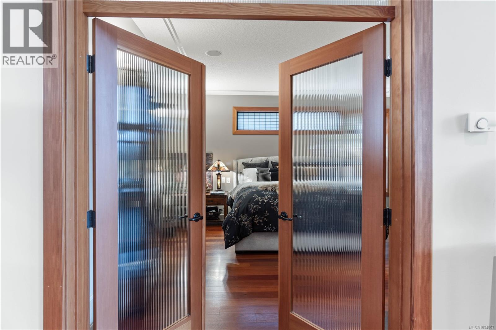 211 Ferntree Pl - 24