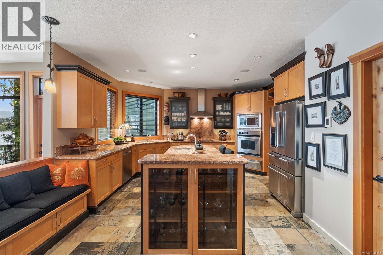 211 Ferntree Pl - 14