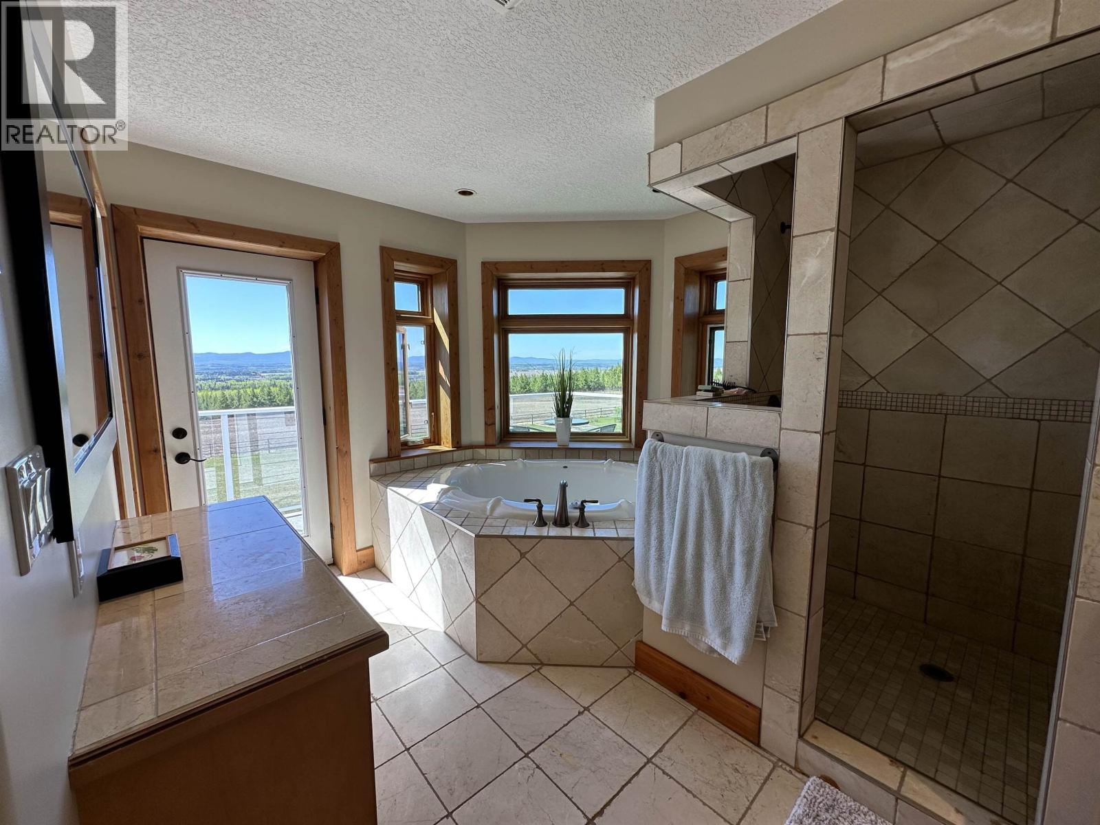 4775 VALHALLA ROAD - 24