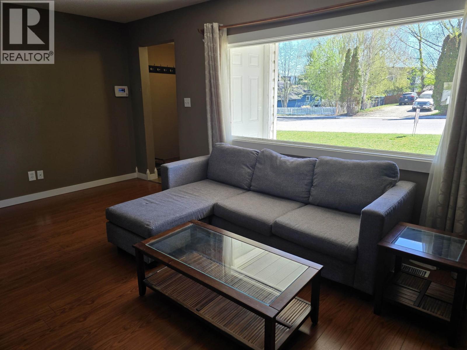 2020 ROSS CRESCENT - 15