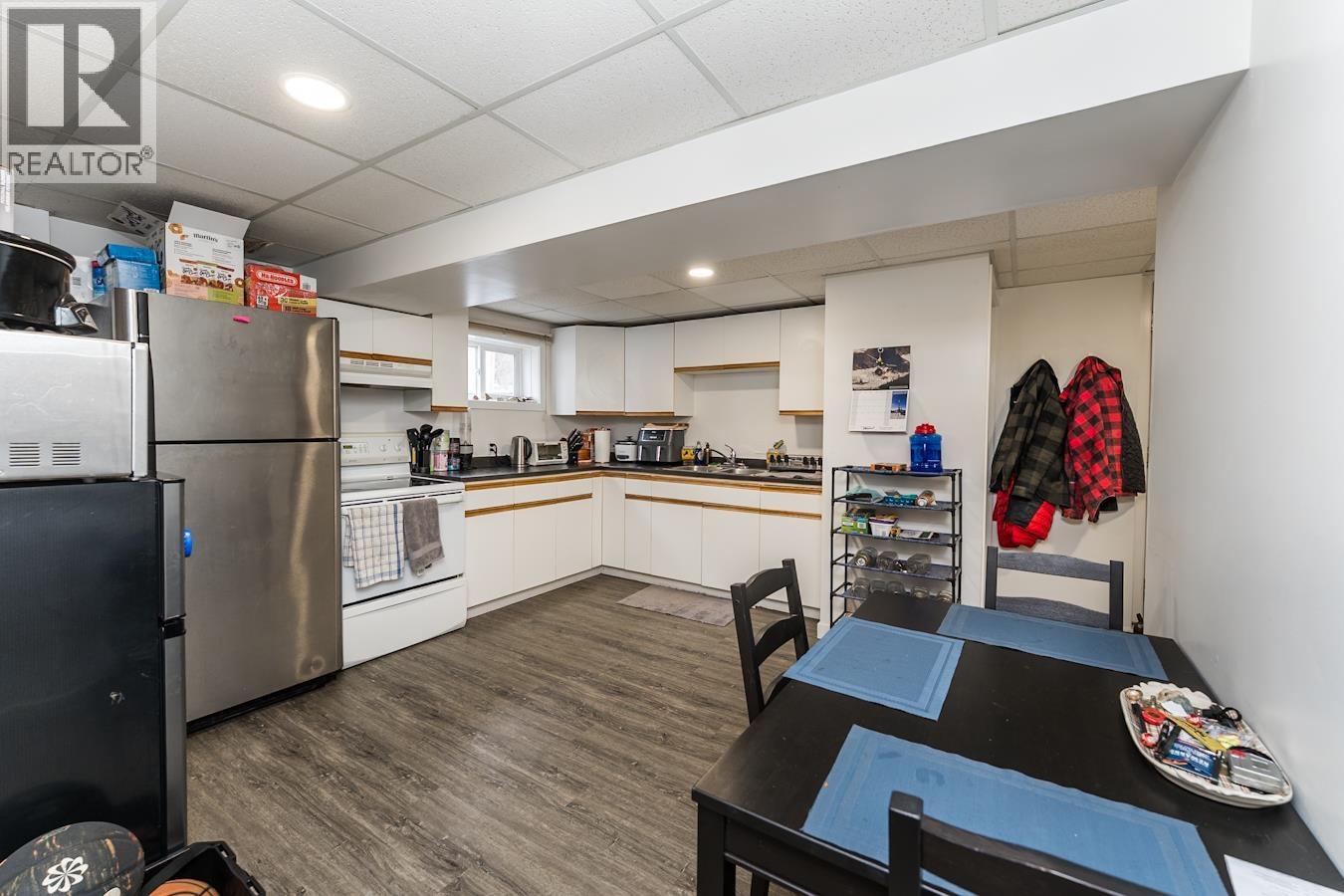 2020 ROSS CRESCENT - 24