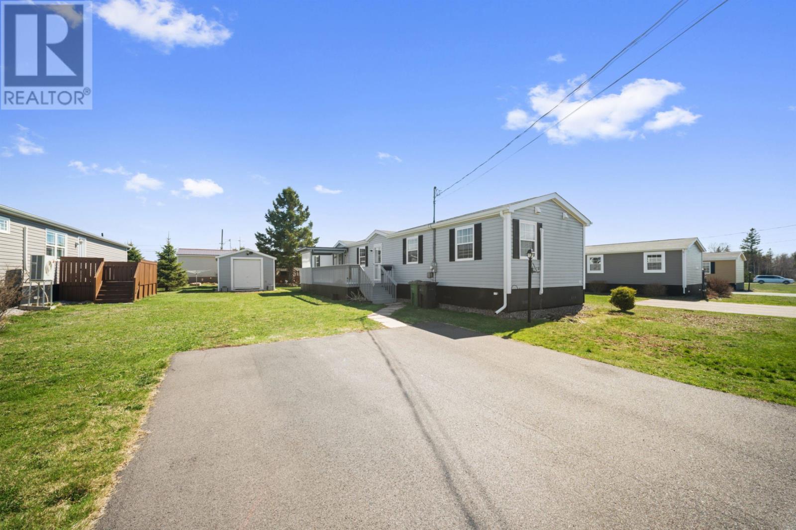 31 Kenzie Myers Avenue - Image 2