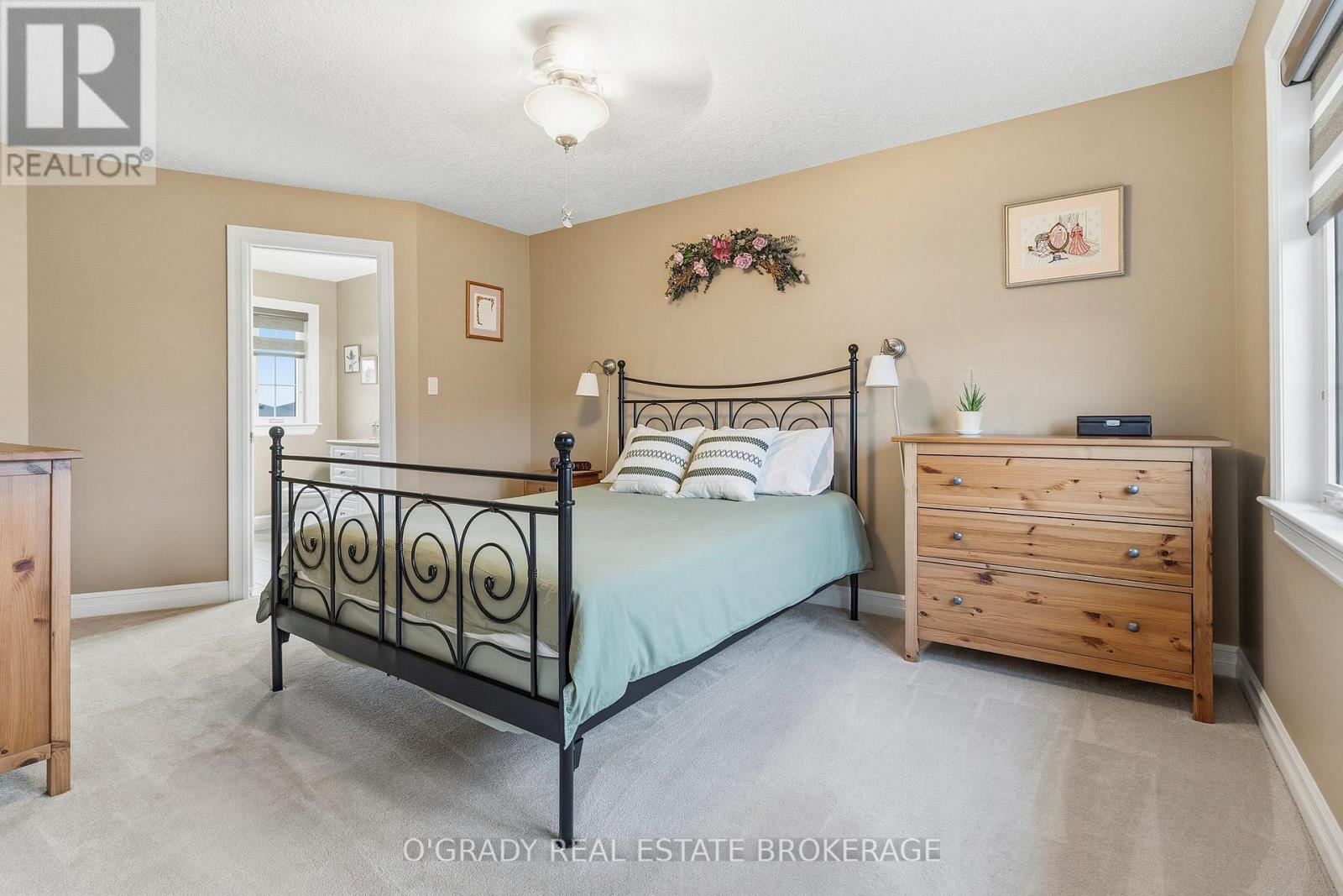 1004 CRESTWOOD DRIVE - 27