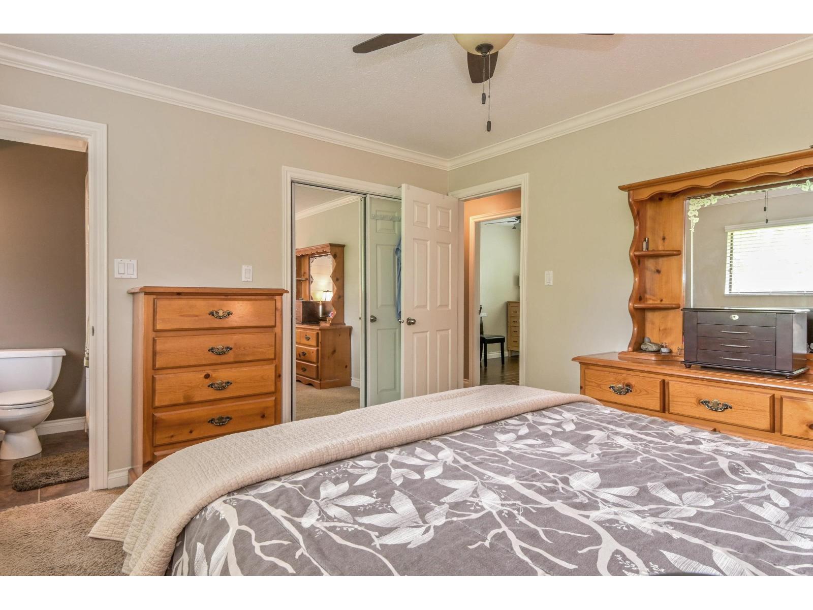 3 Bed, 3 Bath House for Sale in Surrey – 6154 171A STREET, Surrey - Image 8