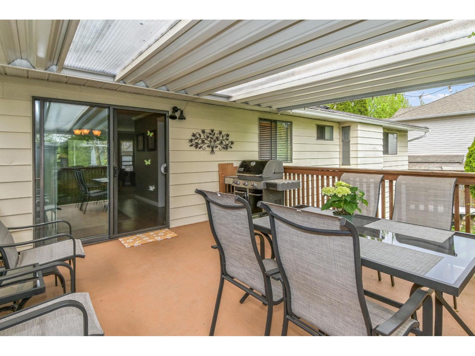 3 Bed, 3 Bath House for Sale in Surrey – 6154 171A STREET, Surrey - Image 14