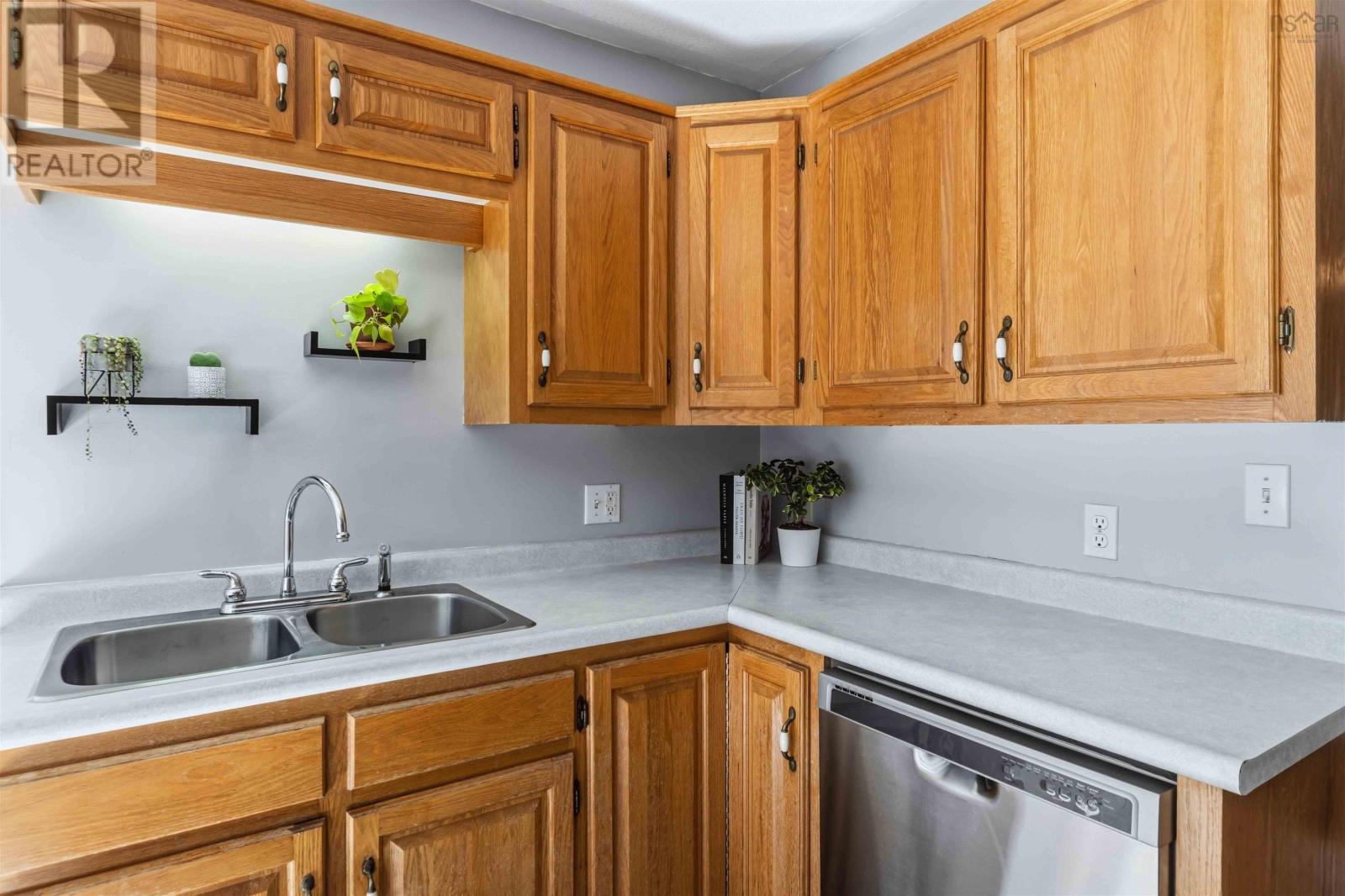 Property 20 of 49 of 72 Adam Drive