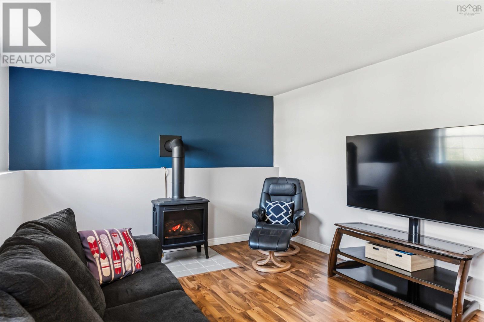 Property 36 of 49 of 72 Adam Drive