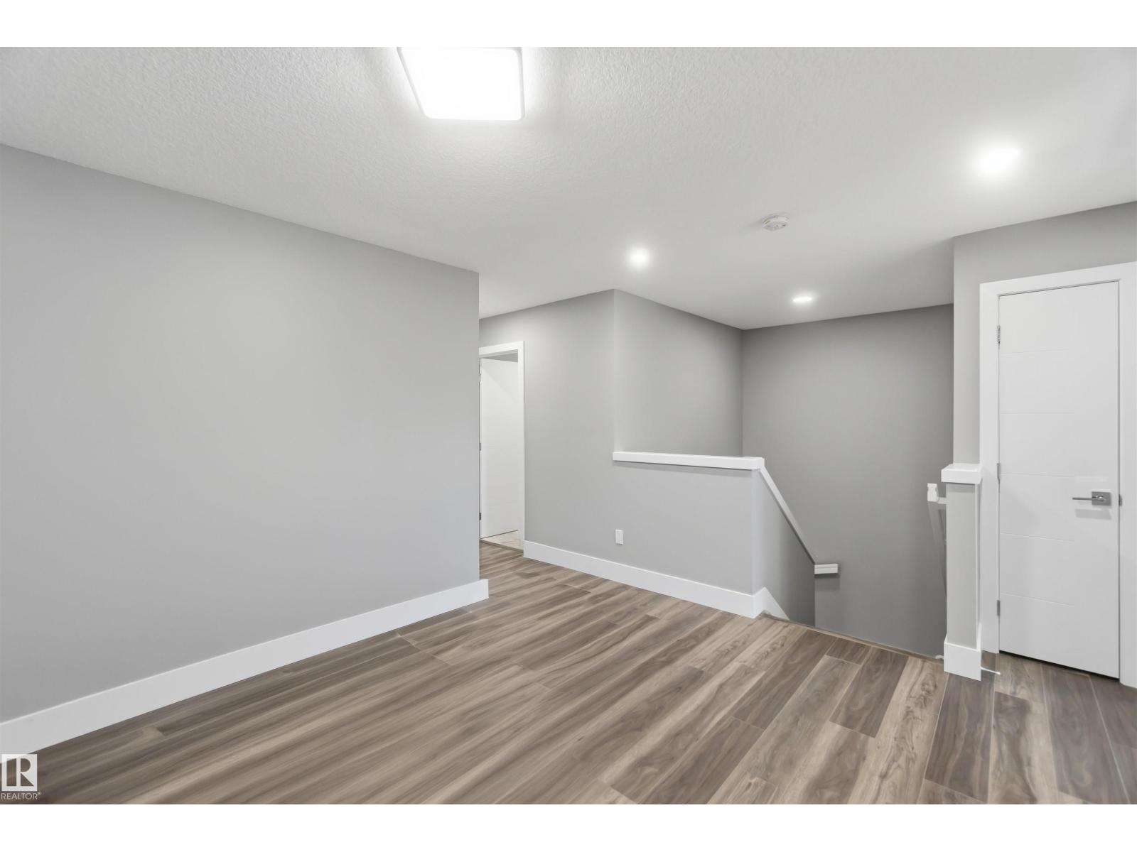1641 ENRIGHT WY NW - 29