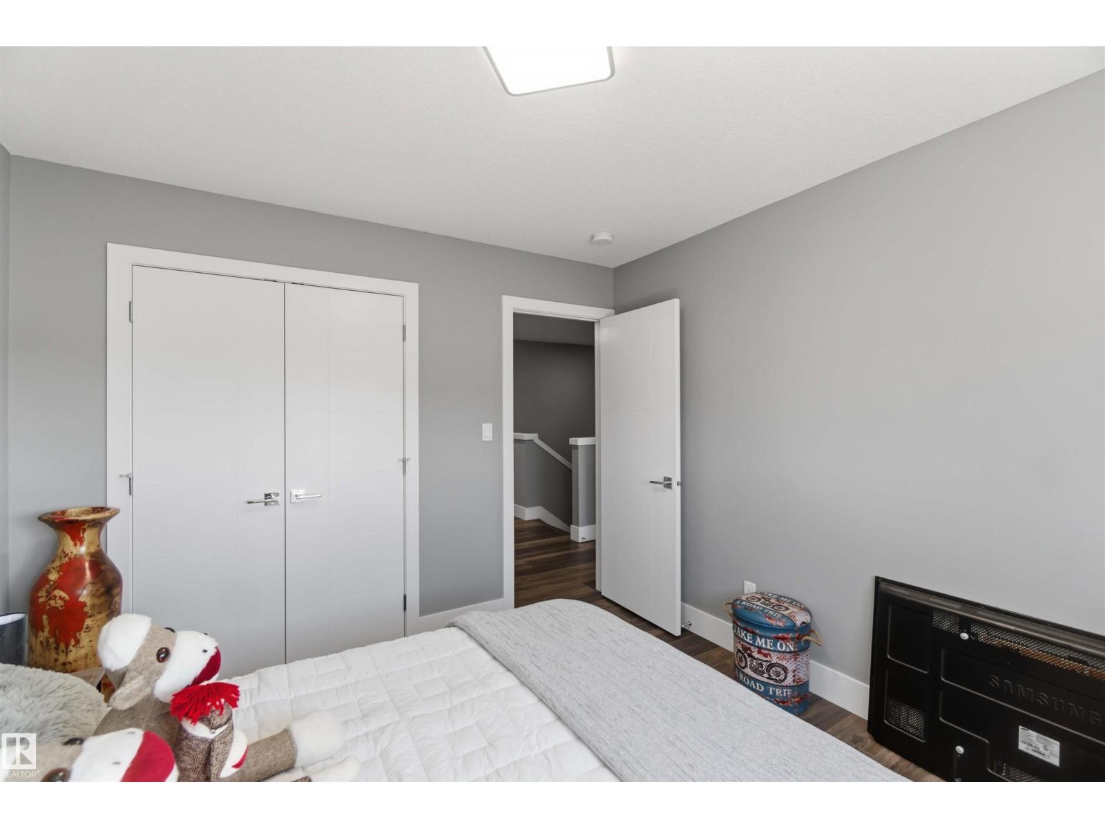1641 ENRIGHT WY NW - 33