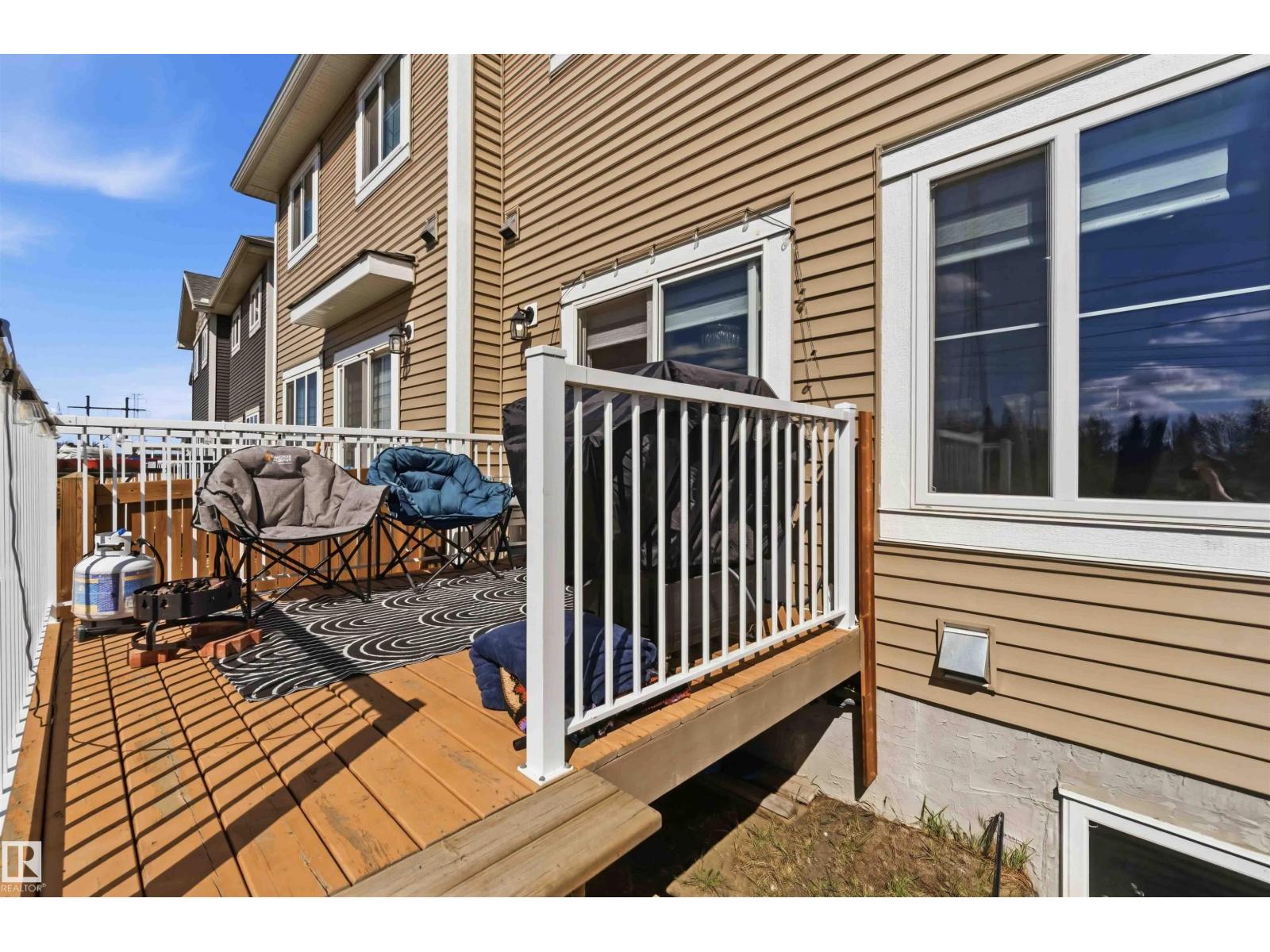 1641 ENRIGHT WY NW - 47