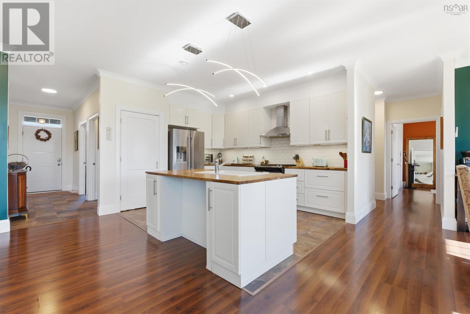 Property 27 of 50 of 437 Mount Pleasant Road