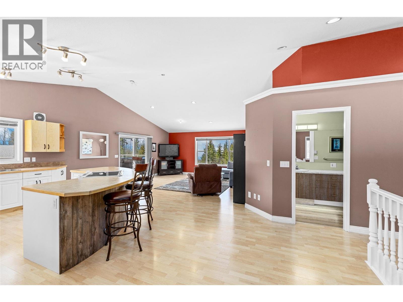 1685 Boone Court, Kelowna