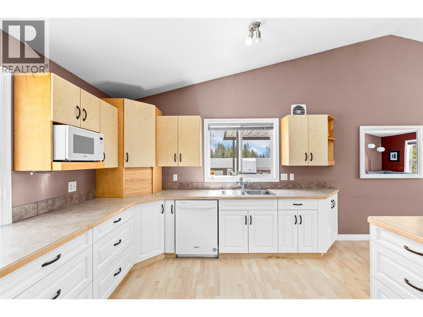 1685 Boone Court, Kelowna