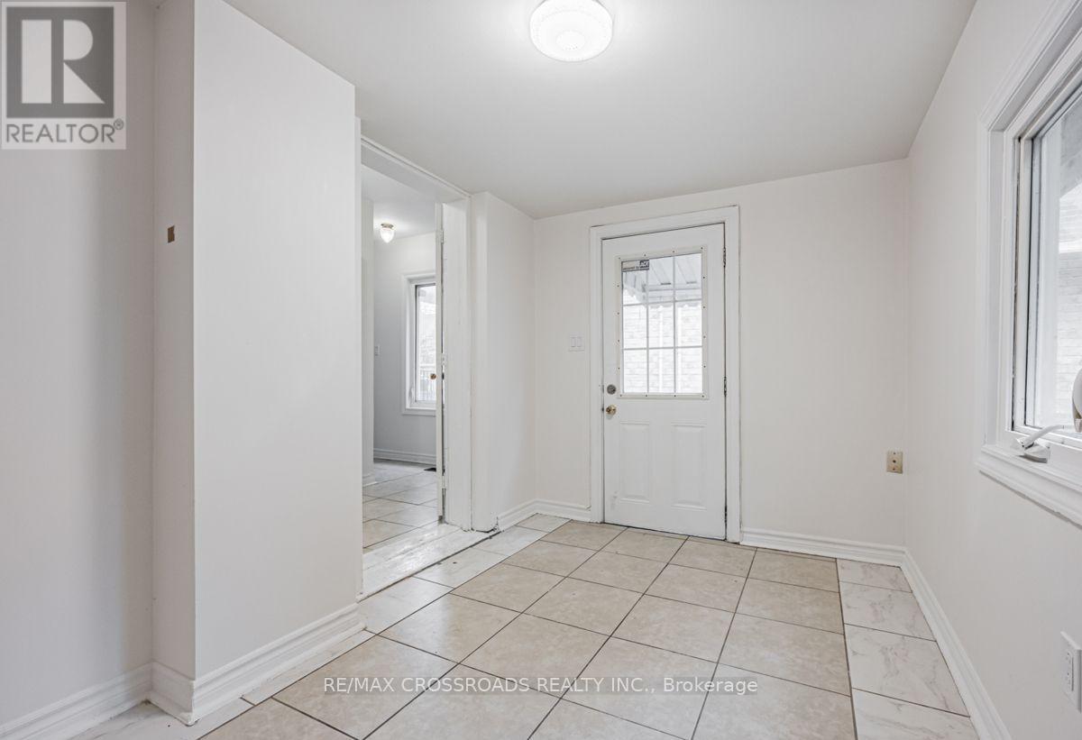 111 ELGIN STREET W - 22
