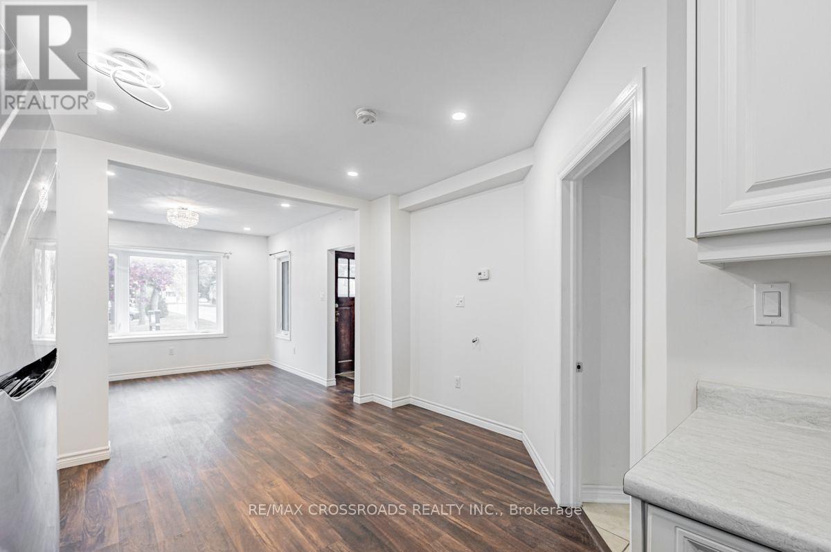 111 ELGIN STREET W - 17