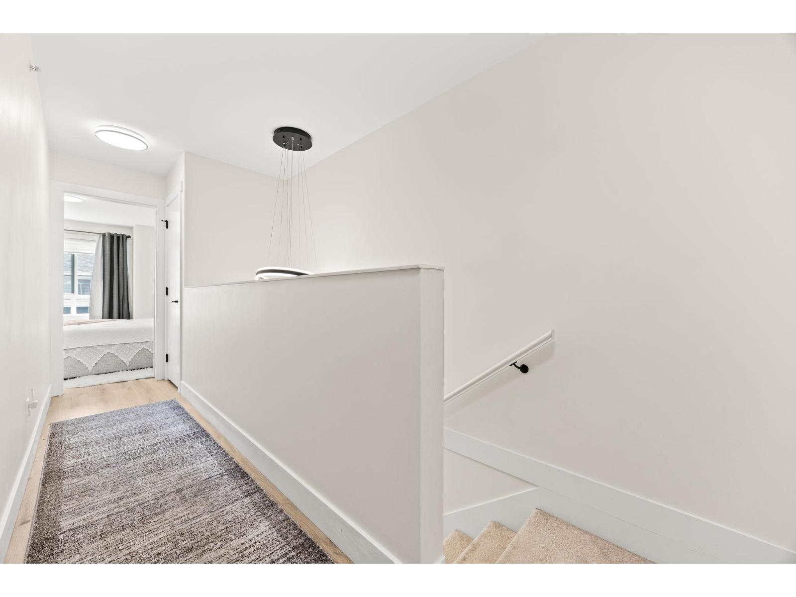 House in Langley - Image 11
