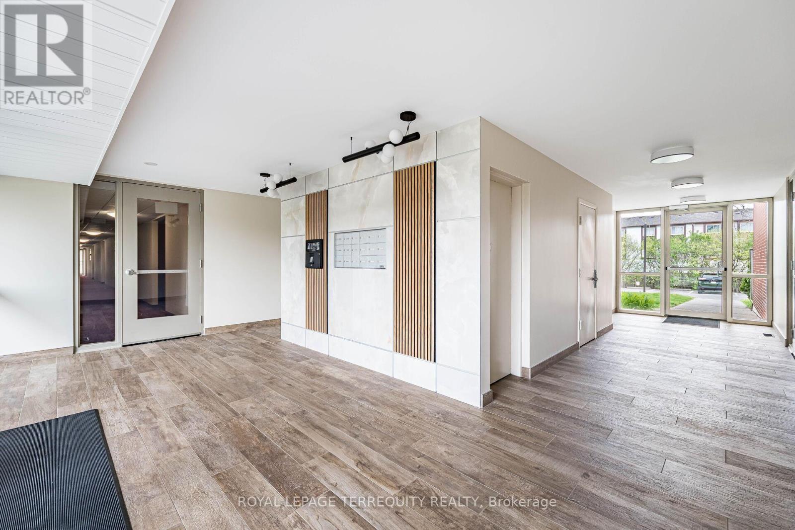 #TH#15 1230 GRIPSHOLM ROAD - 3