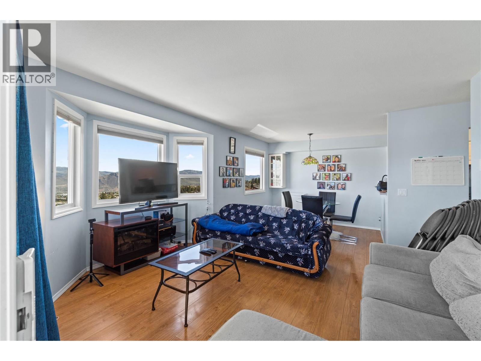 #406 1160 HUGH ALLAN Drive - 3