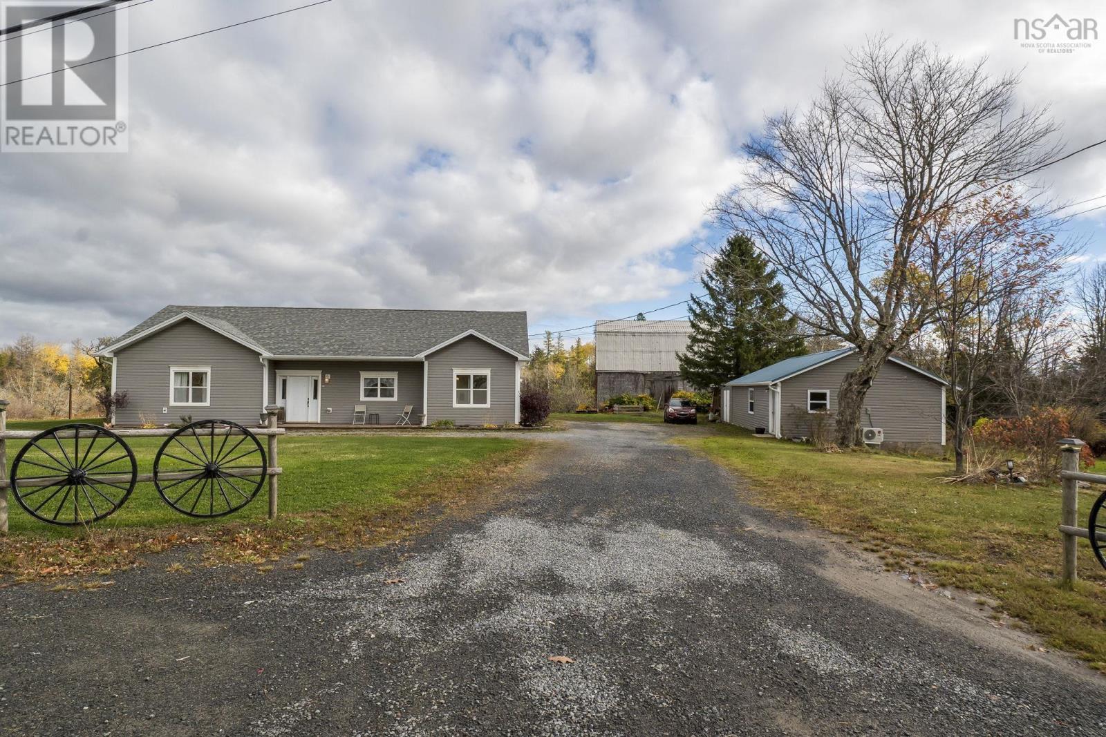 6874 Highway 354 - 46