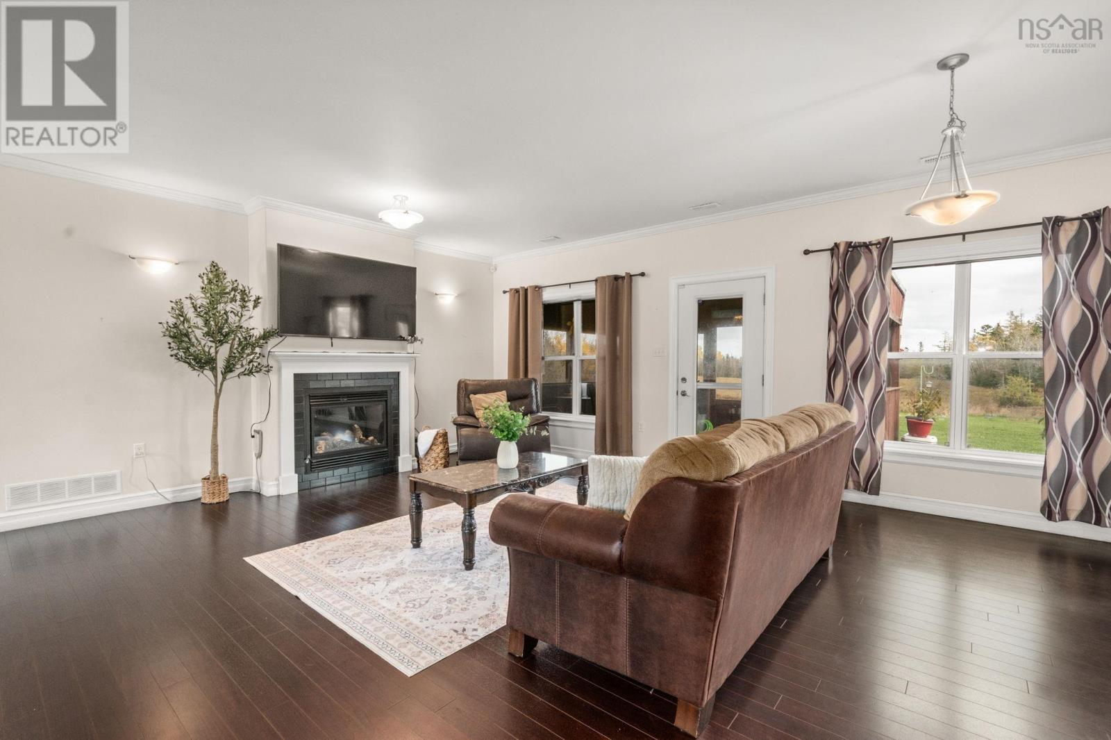 6874 Highway 354 - 8