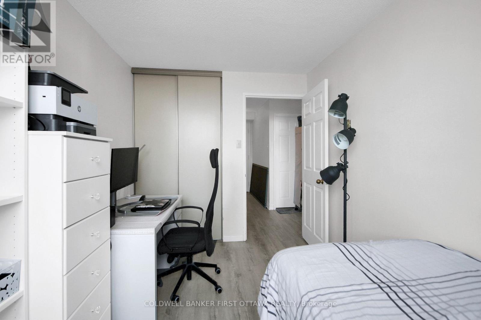 #811 1440 HERON ROAD - 23