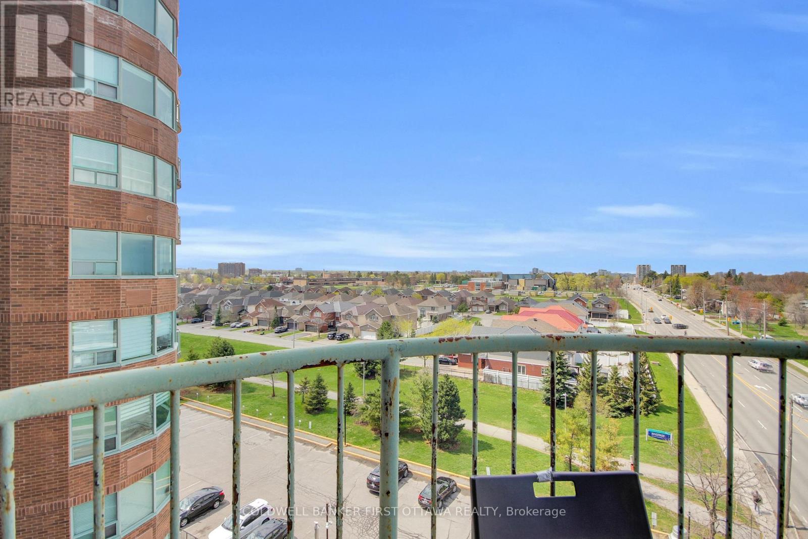 #811 1440 HERON ROAD - 26