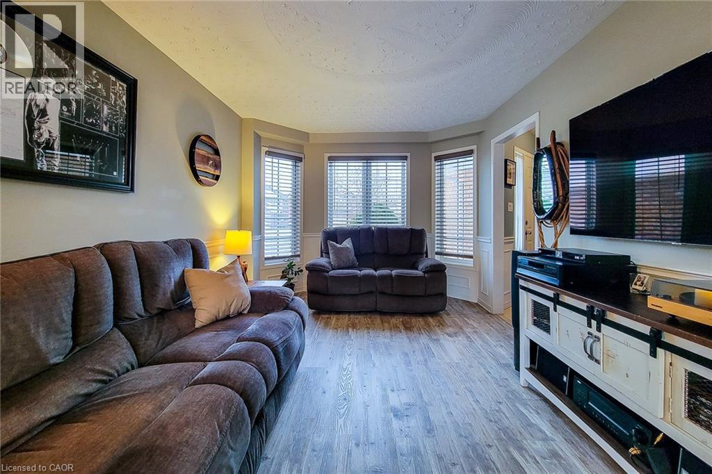 146 LOCHEED Drive, Hamilton, Ontario, L8T4Z7 — Photo 15