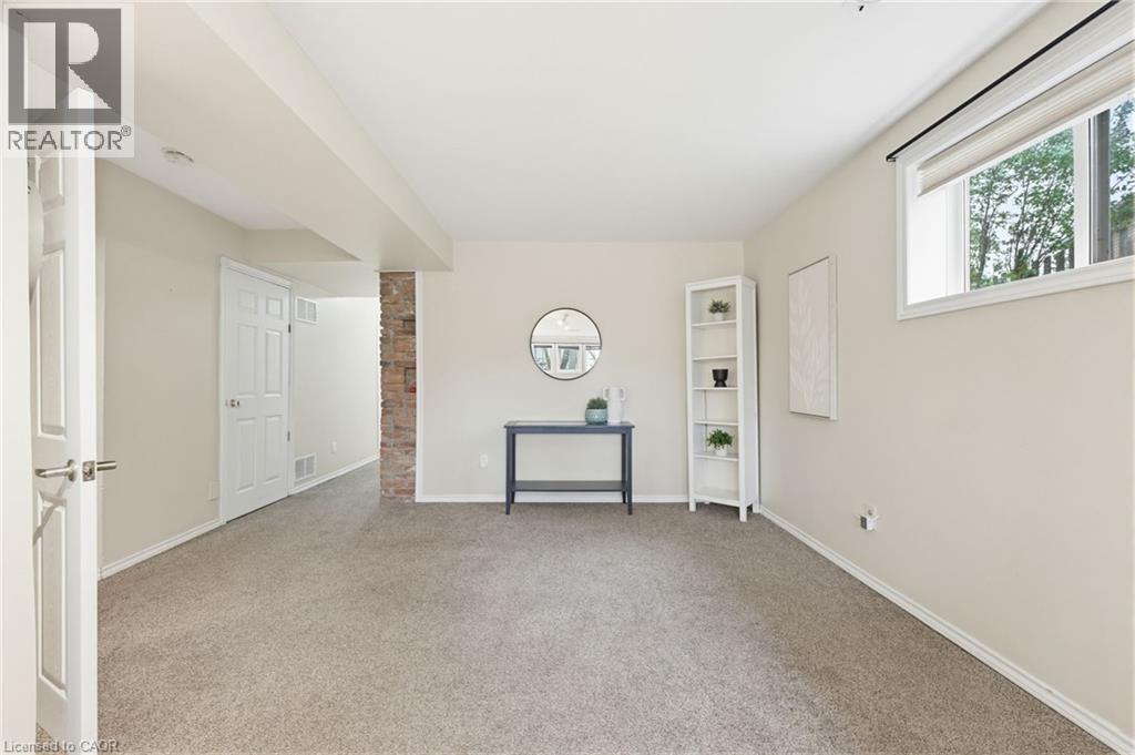 29 STRONG Court, Brantford, Ontario, N3R7Y4 — Photo 35